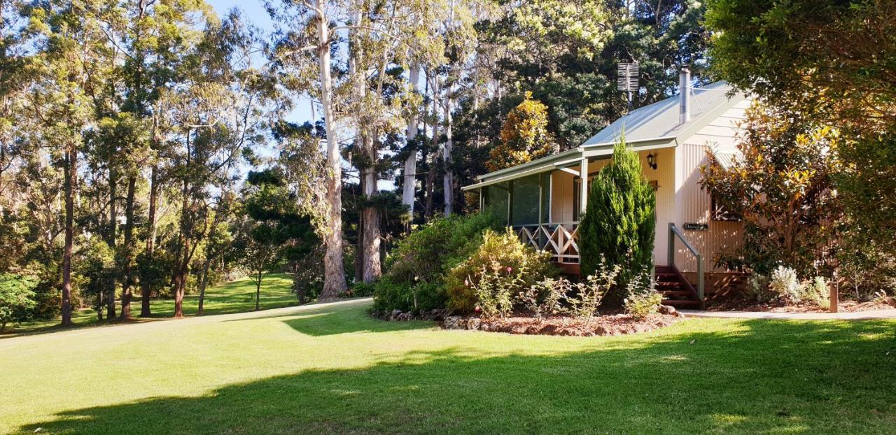 Bendles Cottages Maleny Bagian luar foto